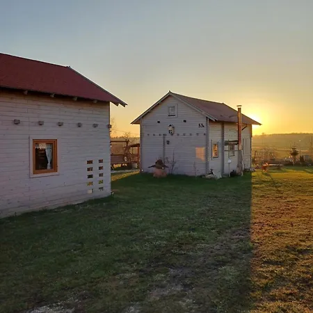 Magia Krutyni Nr2 Holiday home *