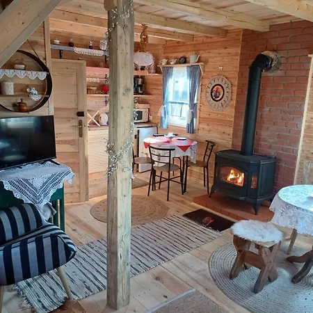 Magia Krutyni Nr2 Holiday home *